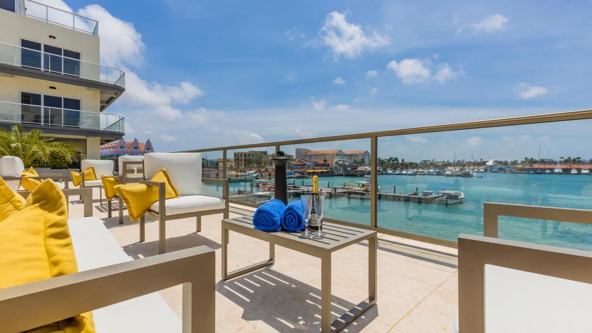 Hh-2Bdr413 - New Modern Apartment In Oceanfront Luxury Condo In Aruba! Oranjestad