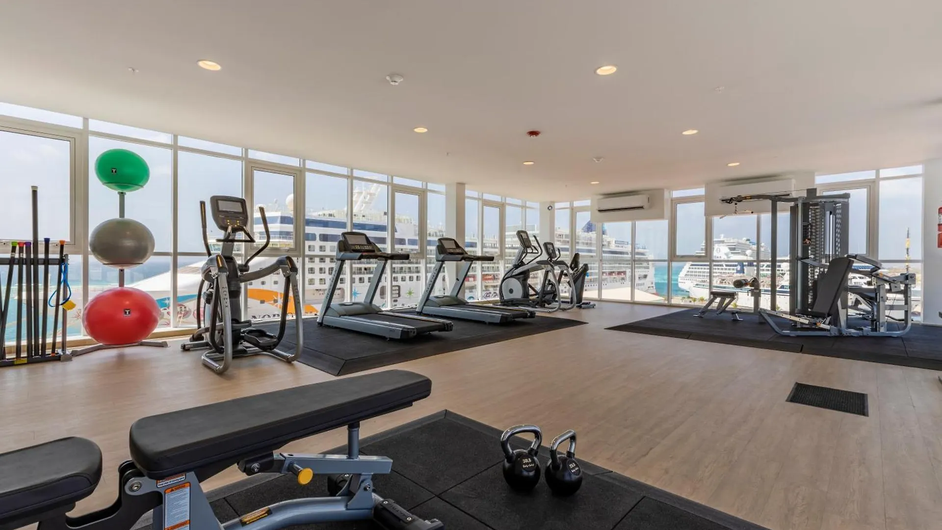 Hh-2Bdr413 - New Modern Apartment In Oceanfront Luxury Condo In Aruba! Oranjestad 0*,