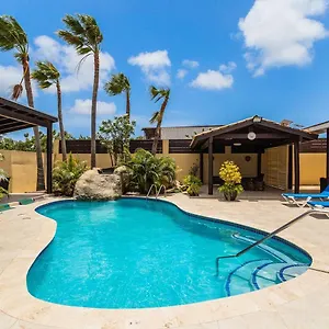 Apartment Juanedu, Oranjestad